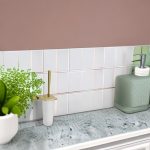 SANYA ICA 2894GOLD – Arany színű fali WC-kefetartó - Image 2