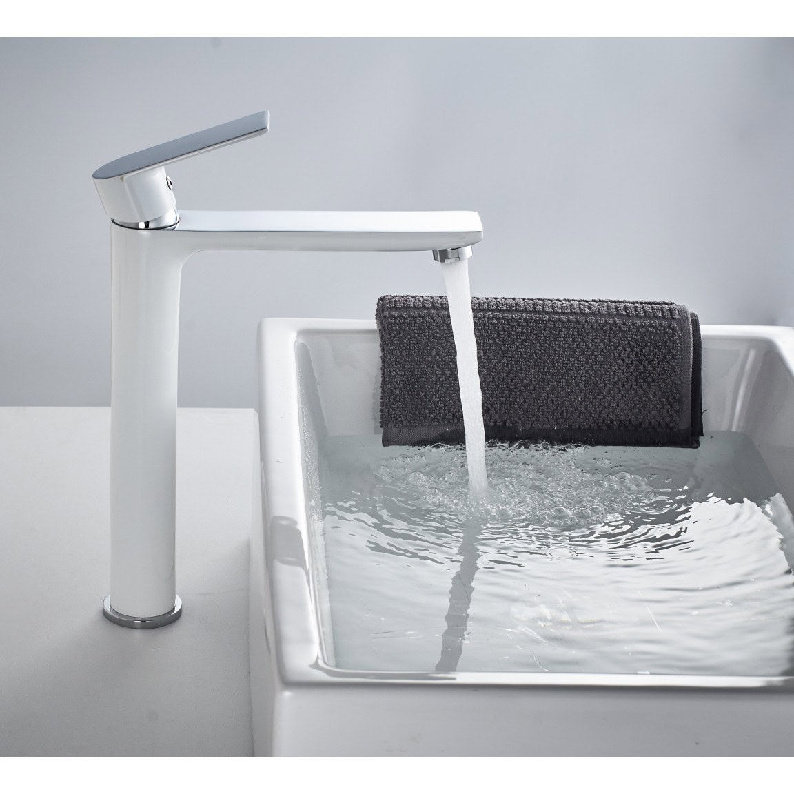 HB-1180505WC-1152x1152w HANA WHITE ICF 1180505 – Fehér színű egykaros mosdócsaptelep - Image 1